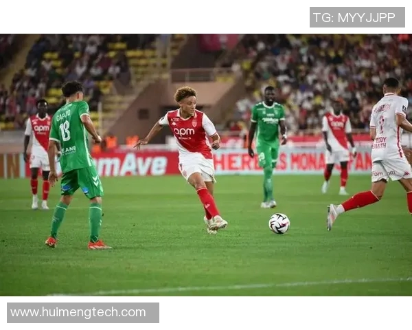 马赛与摩纳哥激战正酣赢得比赛的背后故事与精彩瞬间