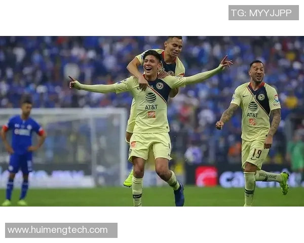 莫美洲与华雷斯激战正酣谁能在赛场上笑到最后